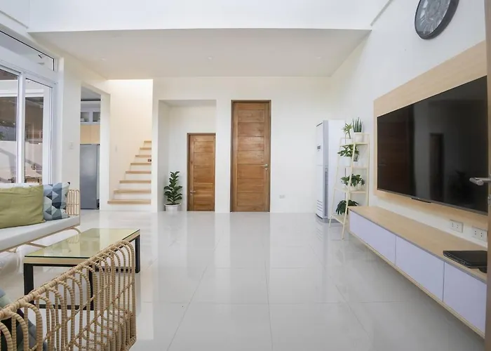 Addie's Place Camella Homes 2d Muntinlupa Villa Manila